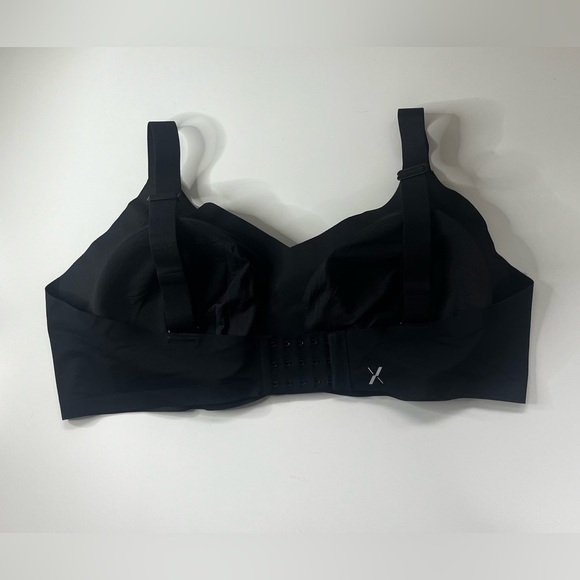 Kinx Padded V-Neck Bra - Picture 5 of 7